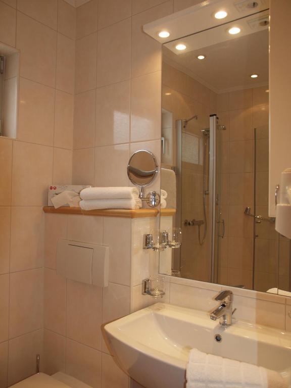 Garni Rheinpracht Hotel 4*