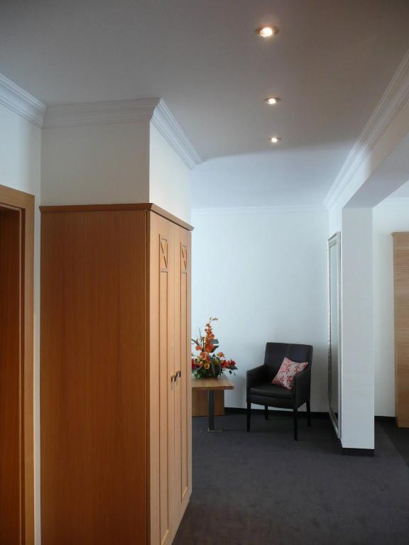 Garni Rheinpracht Hotel 4*